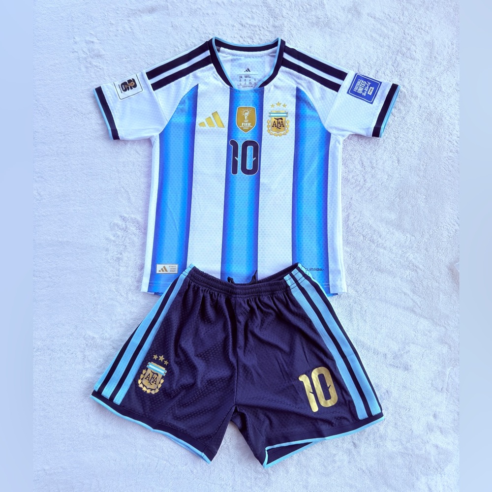 Argentina Lionel Messi #10 Set for kids
Conjunto de Argentina Lionel Messi #10